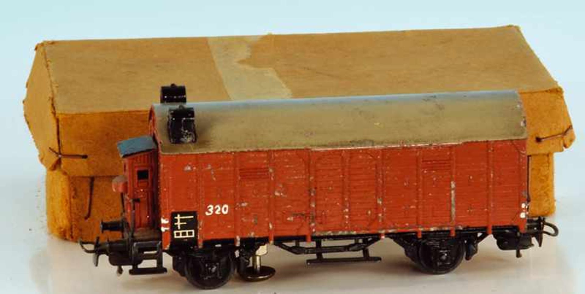 MÄRKLIN Güterwagen 320 S Ausblühungen, im OKT von 446/11.