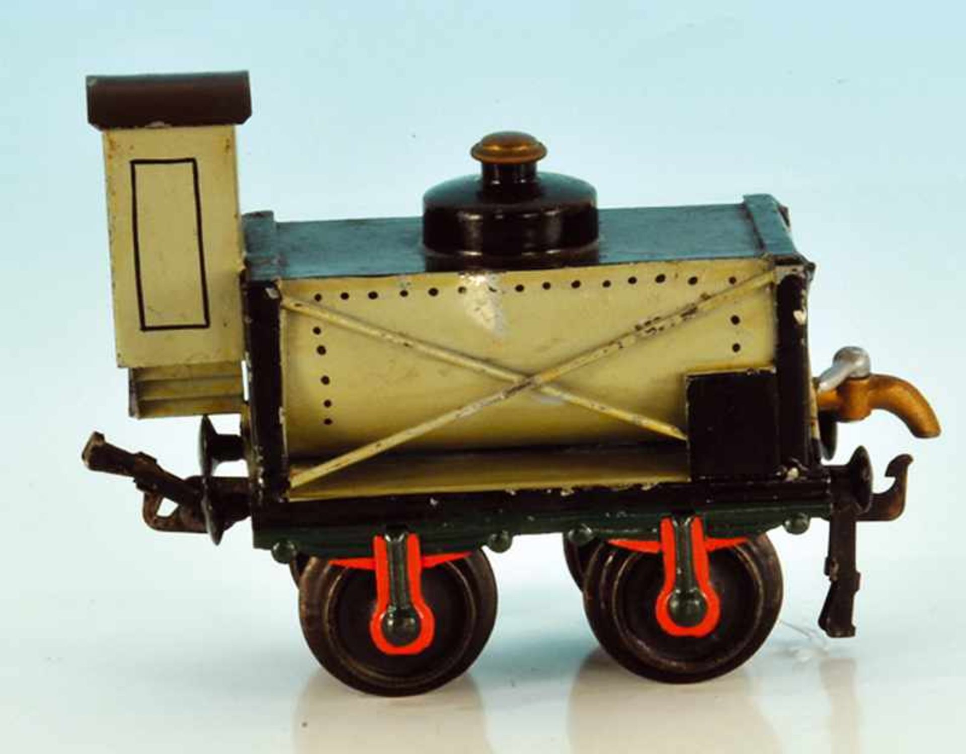 MÄRKLIN Tankwagen 1826/1 13 cm, Orig.-Zustand, leichte Gebrauchsspuren, Ablasshahn ersetzt.