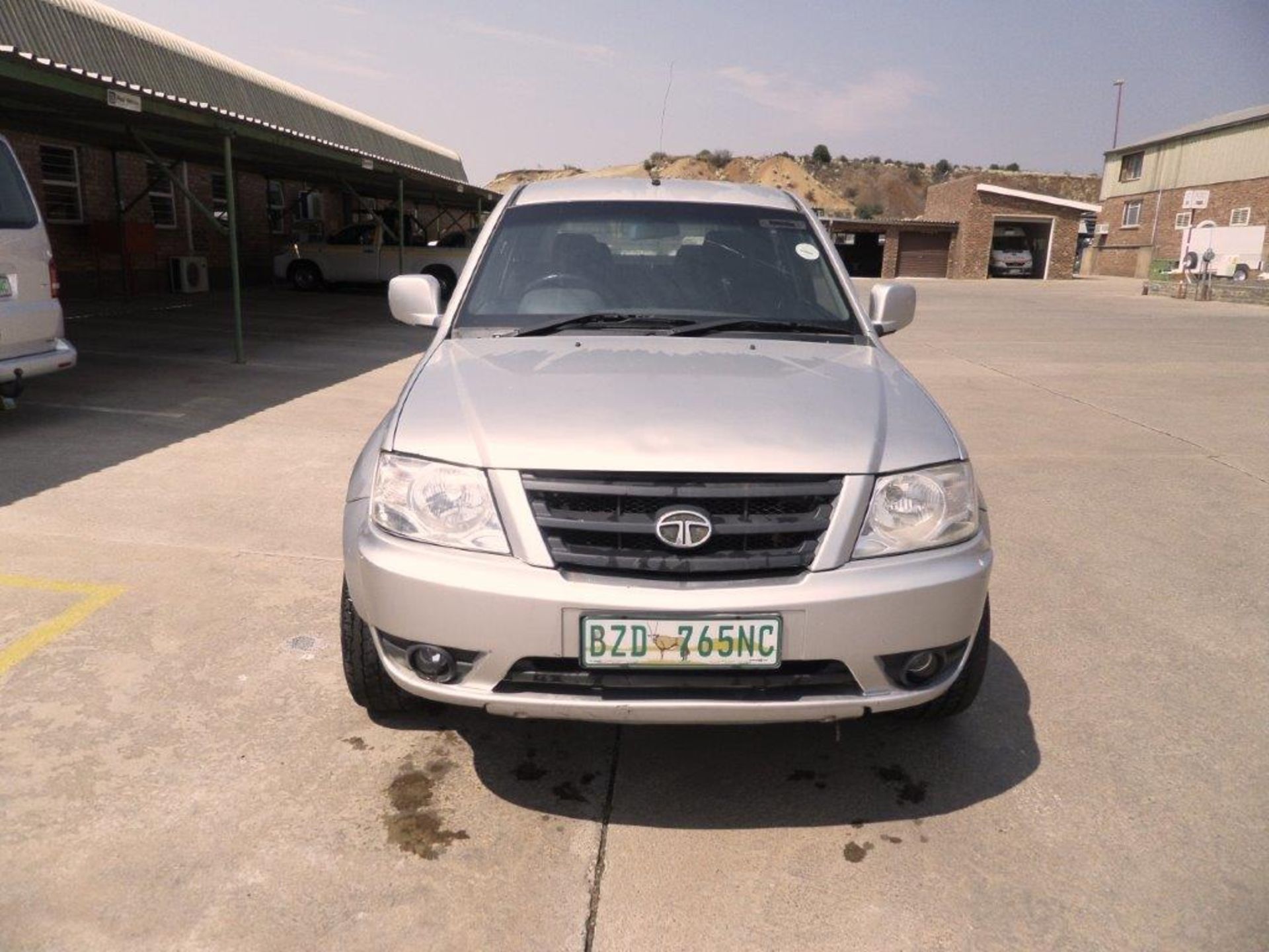 2009 Tata Xenon - Image 3 of 10