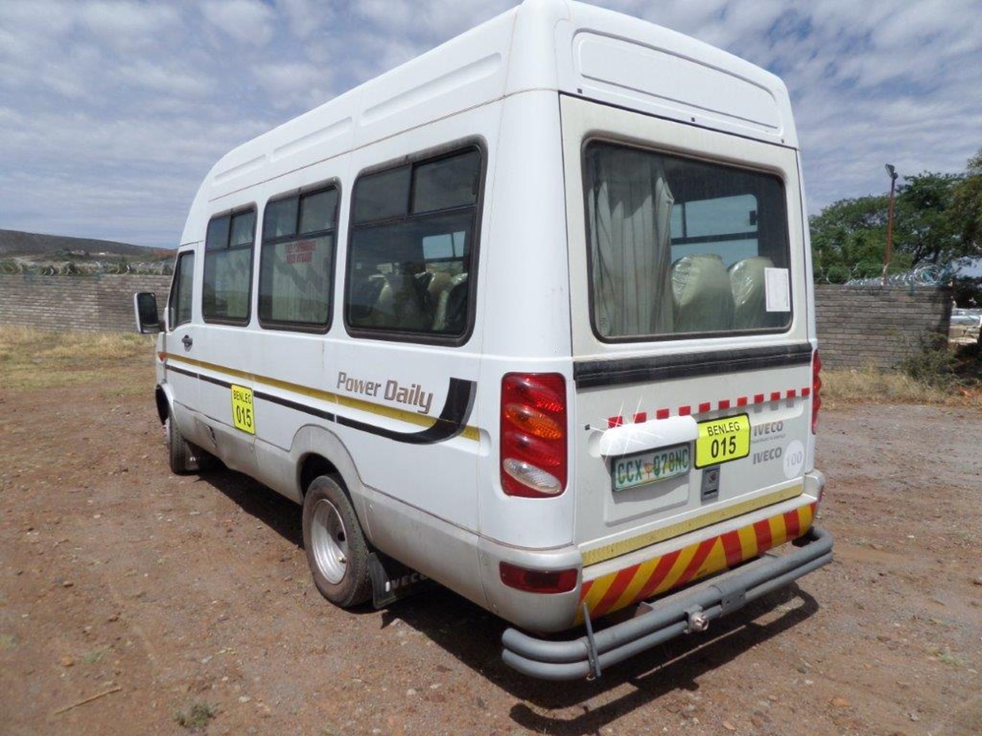 2011 Iveco  Powerdaily (17 Seater) - Image 3 of 6