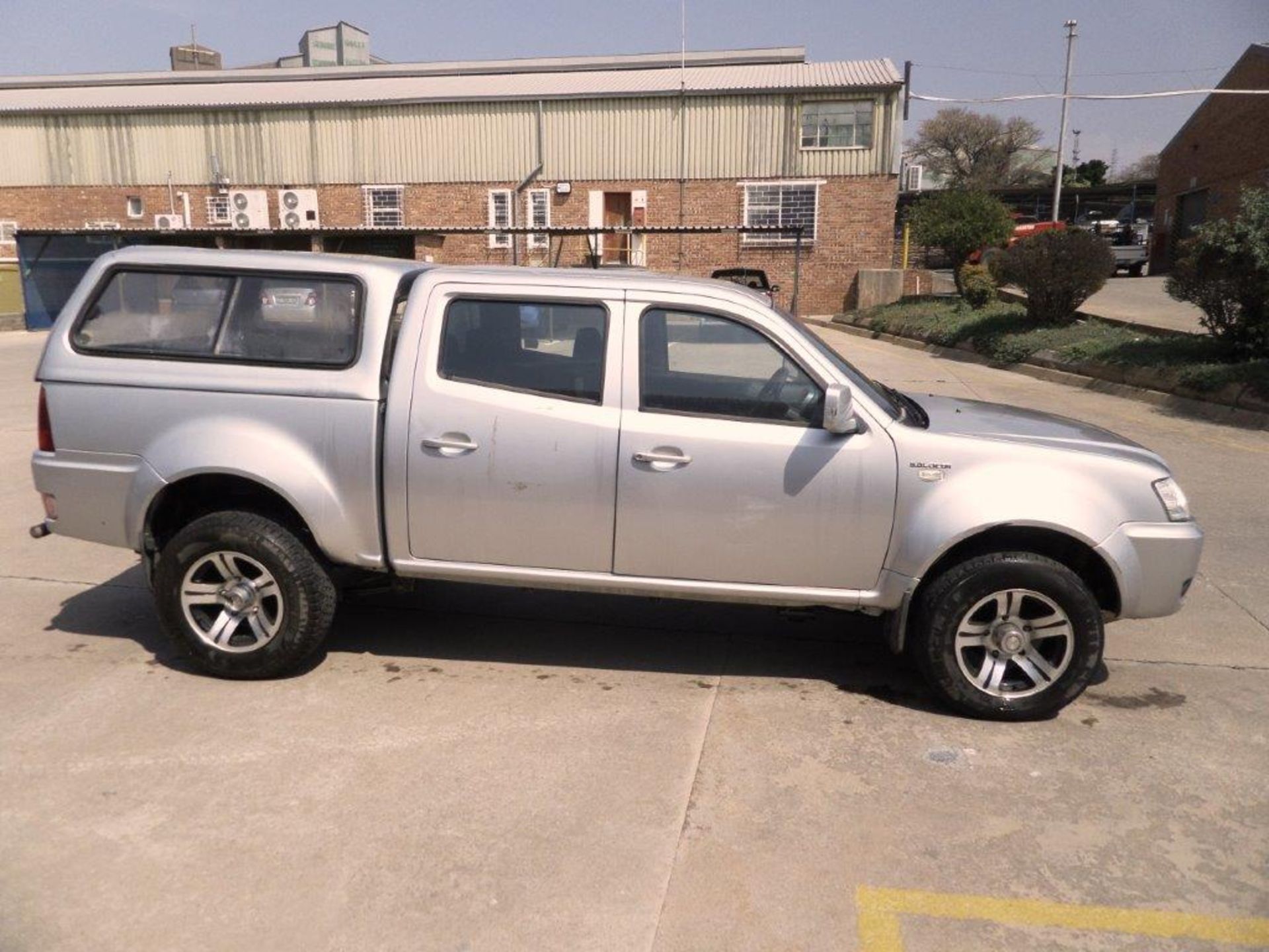 2009 Tata Xenon - Image 4 of 10