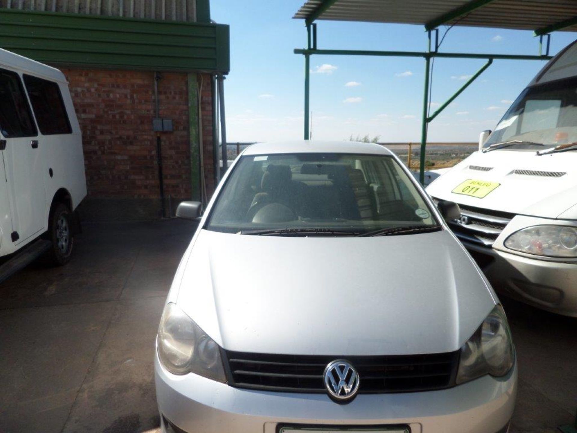 2011 Volkswagen Polo Vivo 1.6 - Image 9 of 9