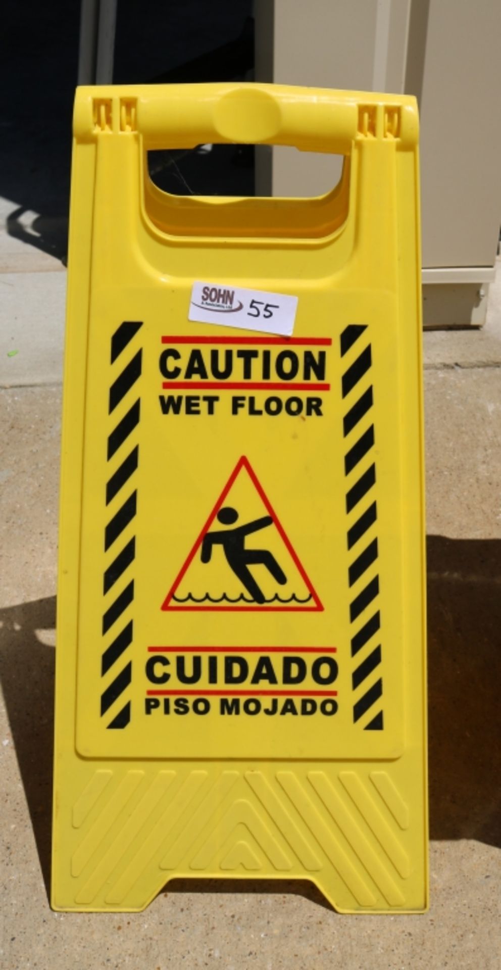 Rubbermaid Commercial Mop Bucket, Plastic Wet Floor Sign - Image 4 of 4