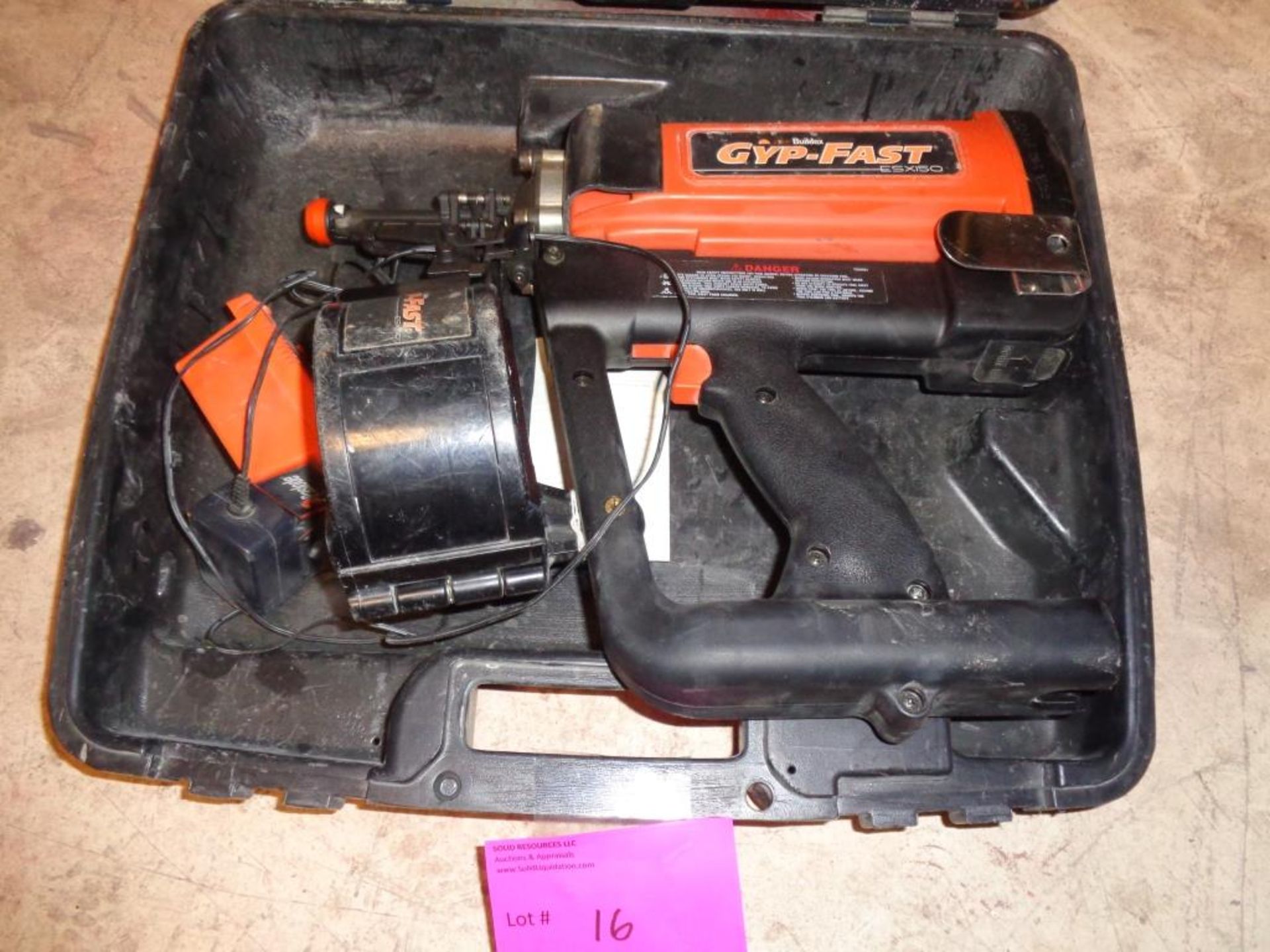 GYPFAST ITW BUILDEX NAILGUN, WITH CASE, BATTERY AND CHARGER