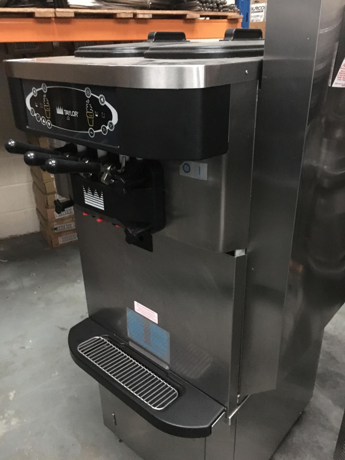 Taylor Triple Nozzel Ice Cream Machine C723-58. - Bild 4 aus 4