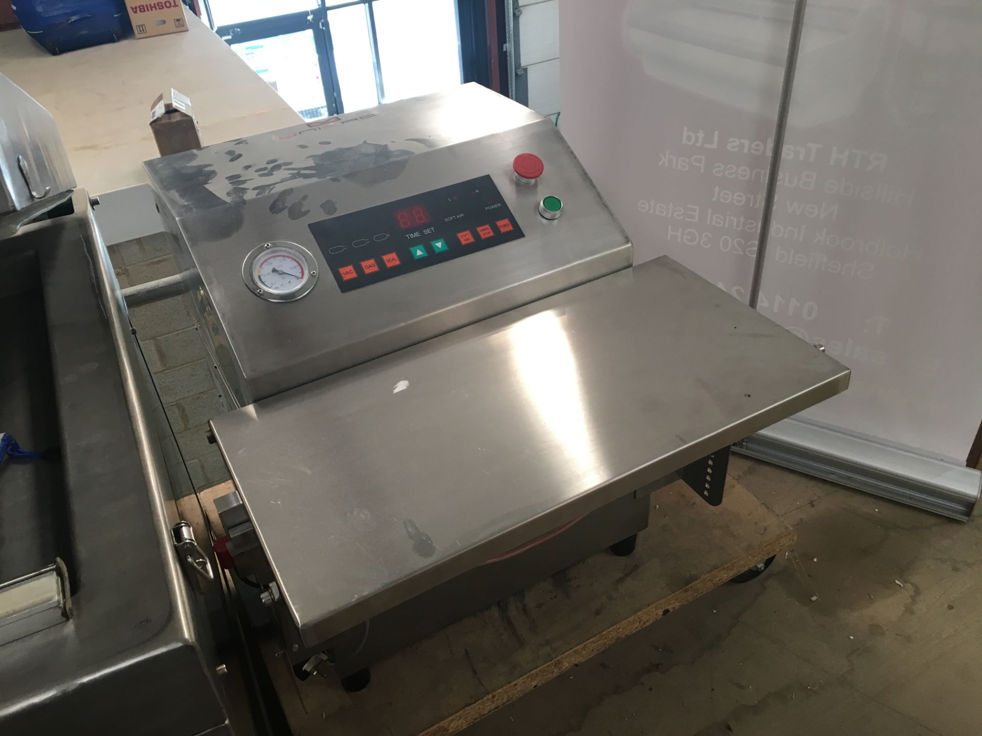 External Univac Vacuum Packer E600