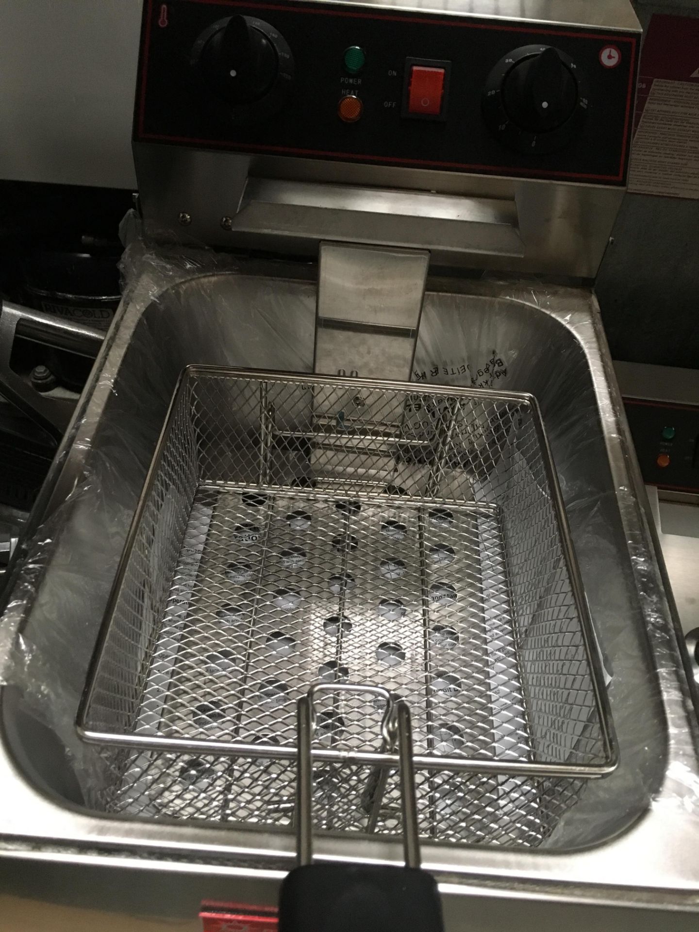 New Single Fryer... - Image 2 of 3