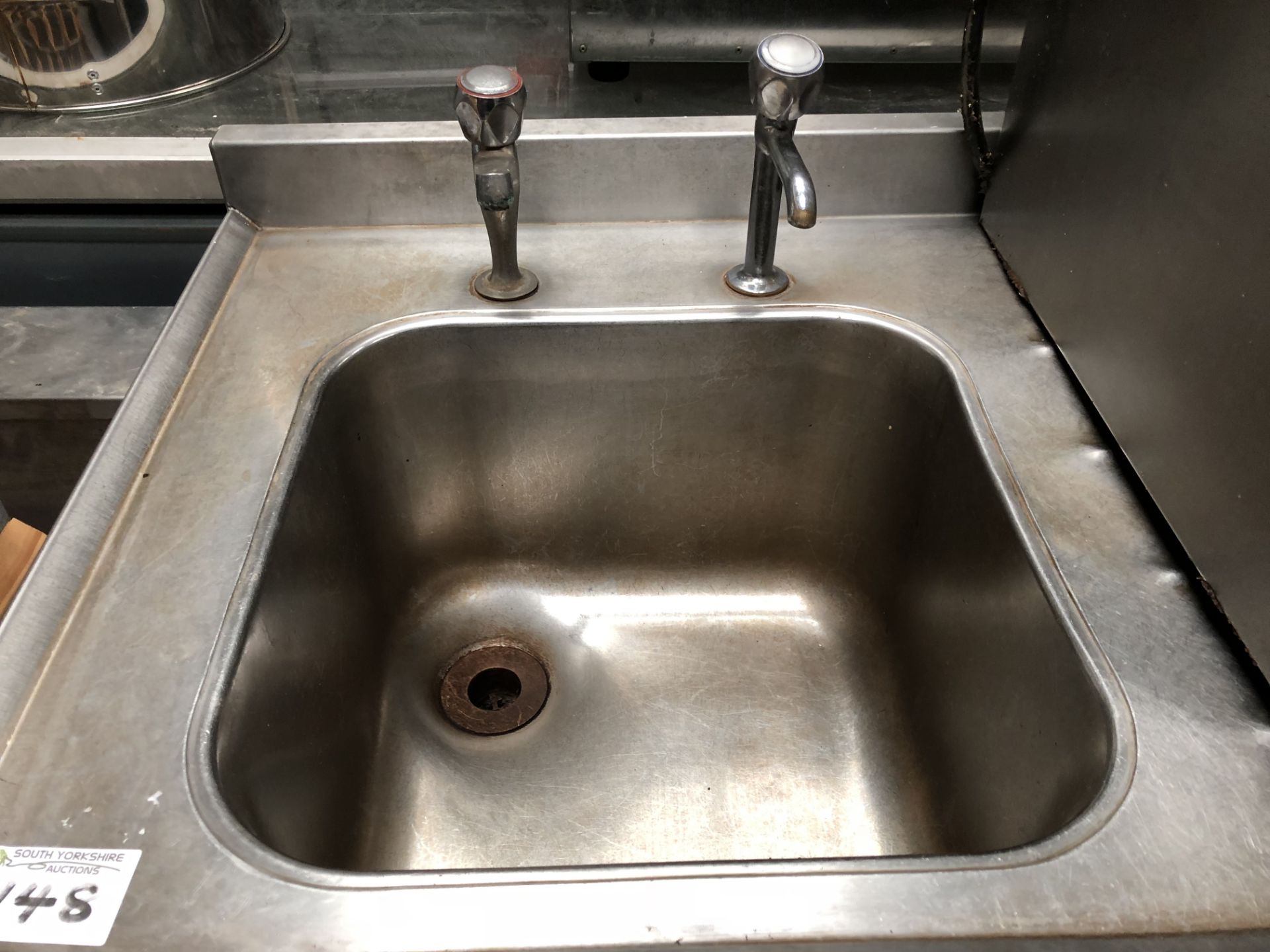 Single Bowl Right Hand Drainer Sink Unit - Image 2 of 2