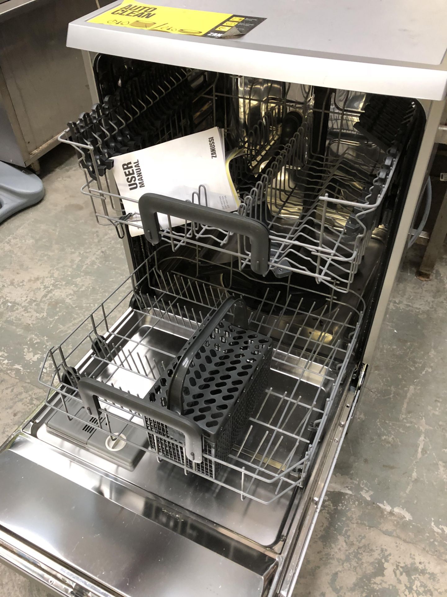 Zanussi Dishwasher - Image 2 of 2