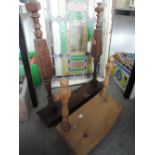 Two dressing table mirror stands (no mirrors)