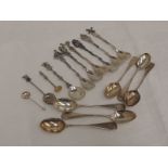 A set of six Edwardian silver teaspoons monogrammed JY to terminals, London 1901, George Edward &