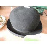 A Waldon bowler hat size 7