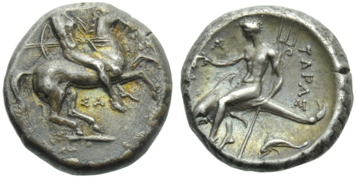 Apulia, Tarentum, Nomos, c. 332-302 BC; AR (g 7,81; mm 20; h 7); Horseman galloping r., holding