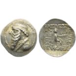Kings of Parthia, Mithradates II (121-99), Drachm, Rhagae, c. 109-96 BC; AR (g 4,10; mm 23; h 12);