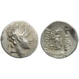 Kings of Cappadocia, Ariarathes VI (130-116), Drachm, c. 129-128 BC; AR (g 4,08; mm 17,6; h 6);