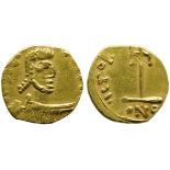 Tiberius III (698-705), Tremissis, Syracuse, AD 698-705; AV (g 1,25; mm 12; h 6); [D TIbERI VS PE