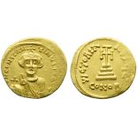 Constans II (641-668), Solidus, Constantinople, AD 641-646; AV (g 4,41; mm 21; h 7); d N CONSTAN -
