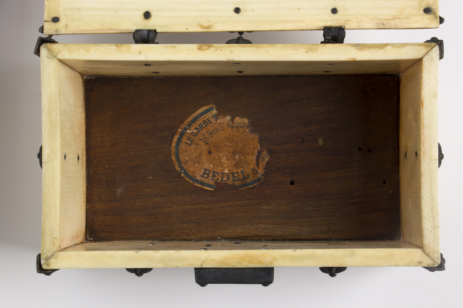 Casket with carved ivory panels depicting scenes from the Holy Scriptures - France, late 19th early; - Image 6 of 9