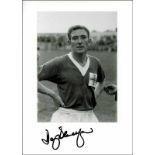 Autograph Football England. Danny Blanchflower - Carton card with attached black-and-white press