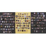 England football pins - Approximately 130 football pins from English clubs from 1950 to 2000. For