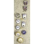 Figur Scating + Icehockey Pin Collection 1930 40 - Collection of pins MÃ¼nchener Eislaufverein