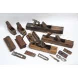 Five wooden carpenter’s smoothing planes (various sizes); & three other carpenter’s planes.