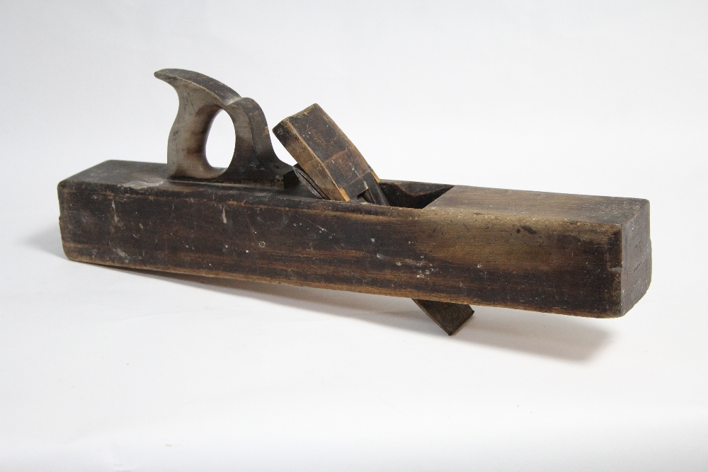Five wooden carpenter’s smoothing planes (various sizes); & three other carpenter’s planes. - Image 2 of 6