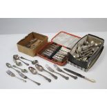 Various items of plated & stainless steel cutlery, cased & loose.