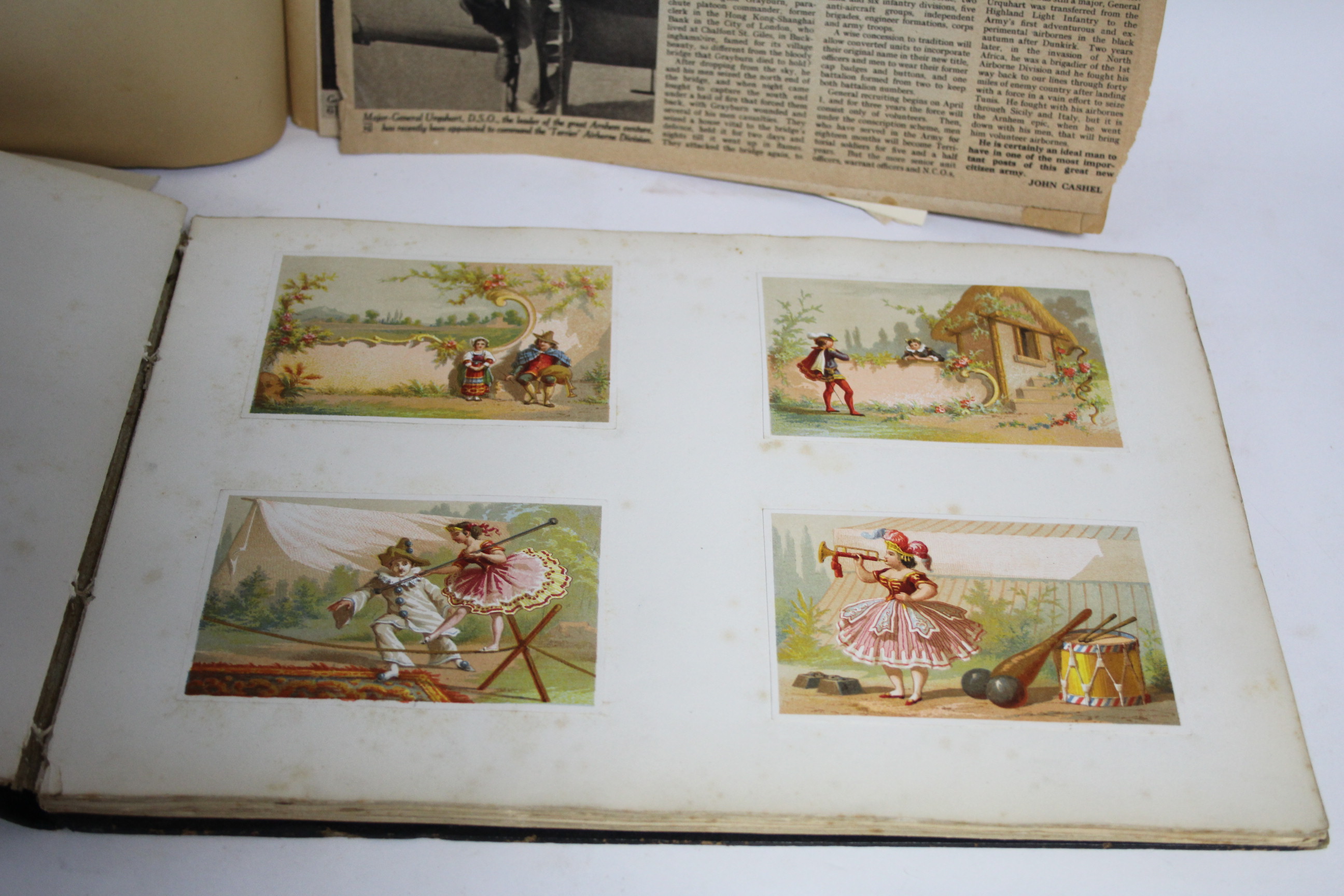 Two scrap books containing numerous illustrations, newspaper cuttings, etc. - Bild 6 aus 13