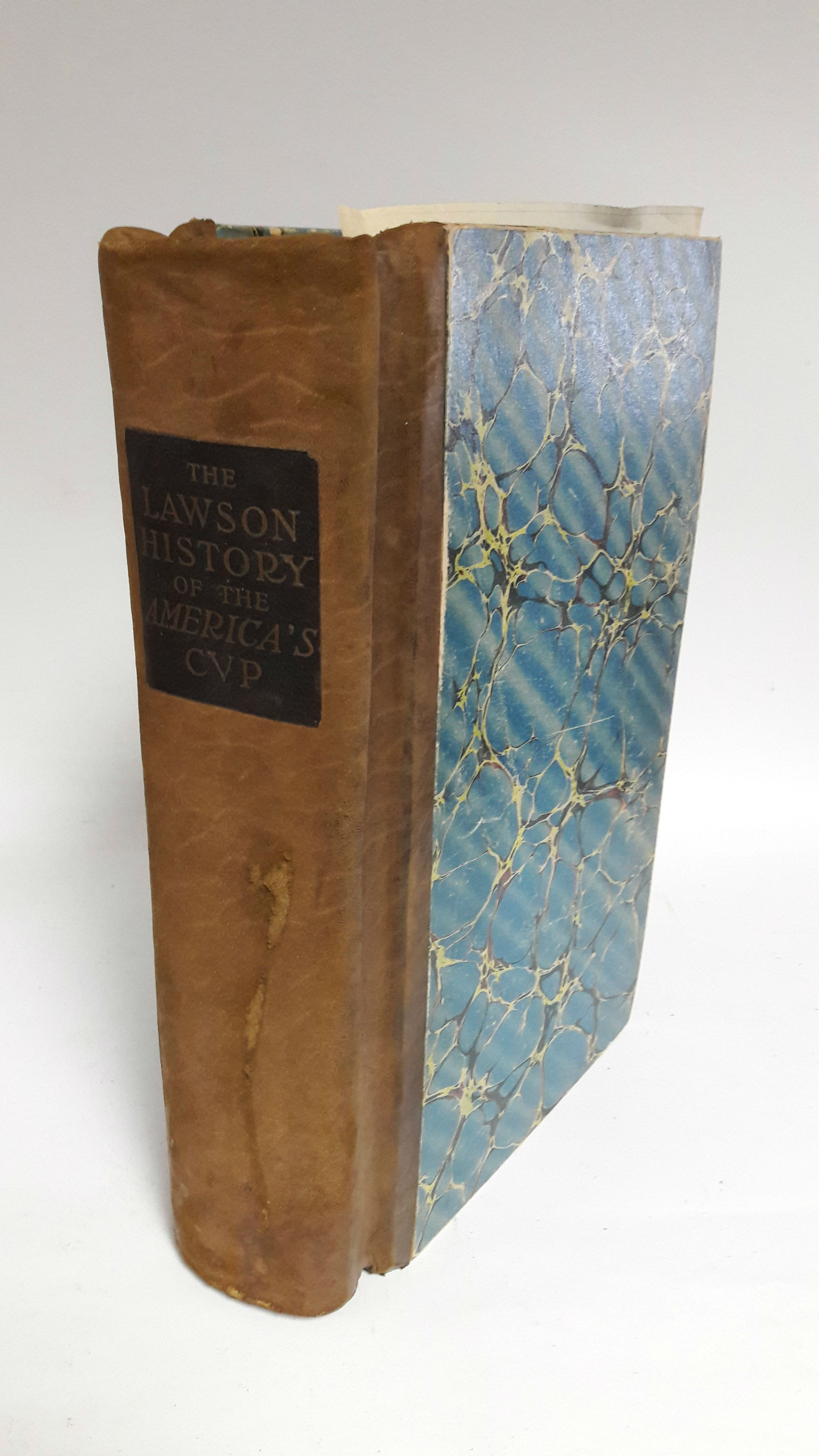 AN EARLY 20th CENTURY LIMITED EDITION VOLUME “THE LAWSON HISTORY OF THE AMERICAS CUP, A RECORD OF