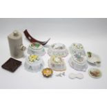 Six Franklin Mint “Le Cordon Bleu” jelly moulds; a stoneware foot warmer; & sundry other items.