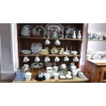 Various items of decorative china & glassware, etc., part w.a.f.