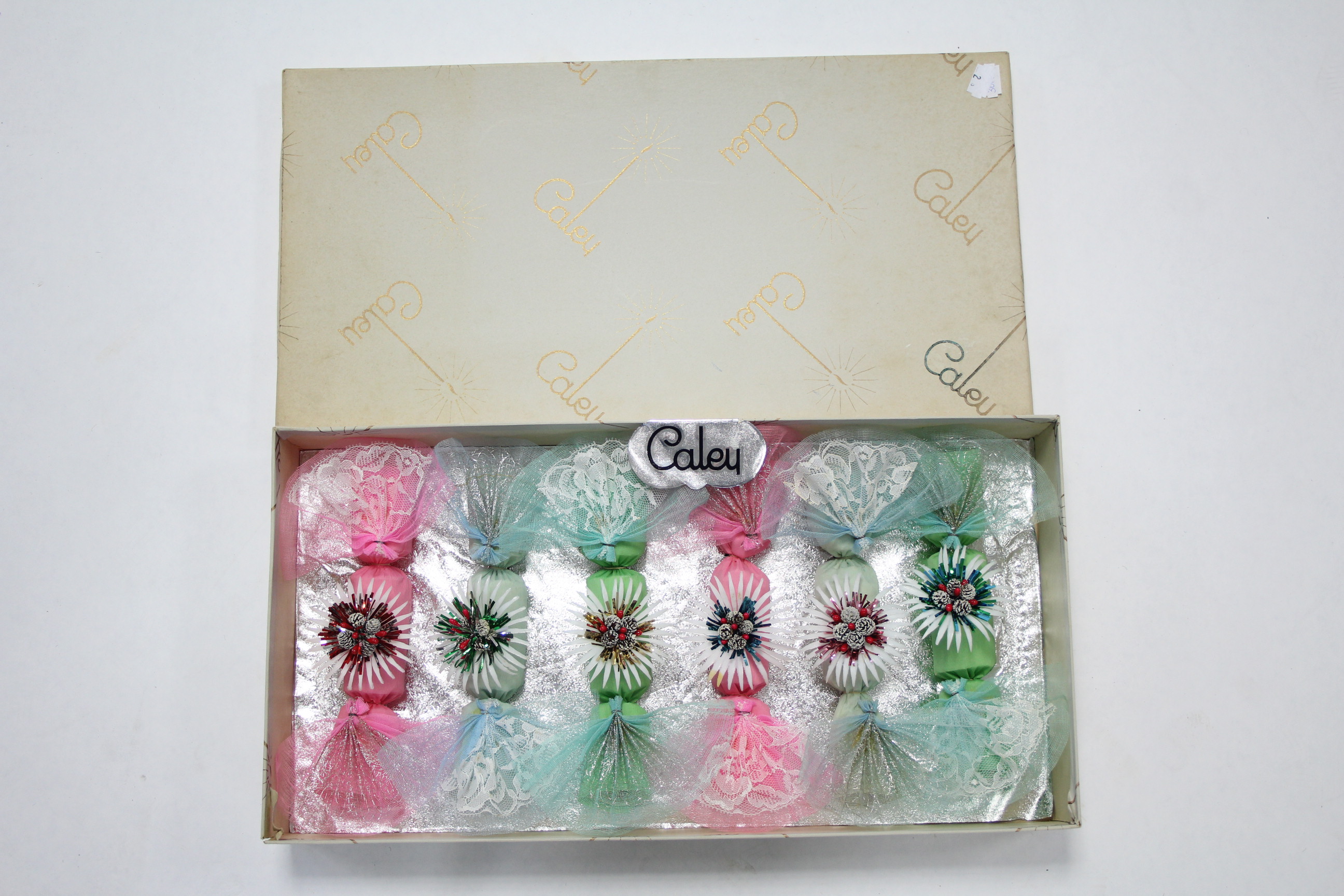 A set of six Caley Christmas crackers (No. 208), boxed. - Image 2 of 2