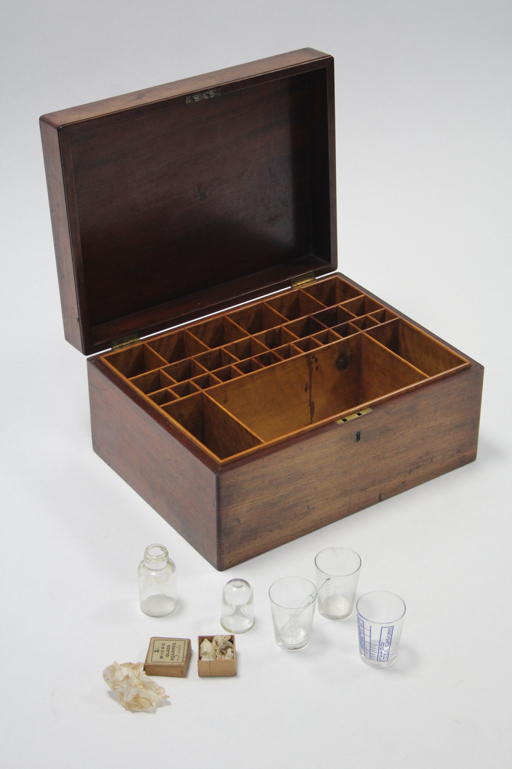 A late 19th/early 20th century mahogany apothecary’s box with fitted interior enclosed by hinged
