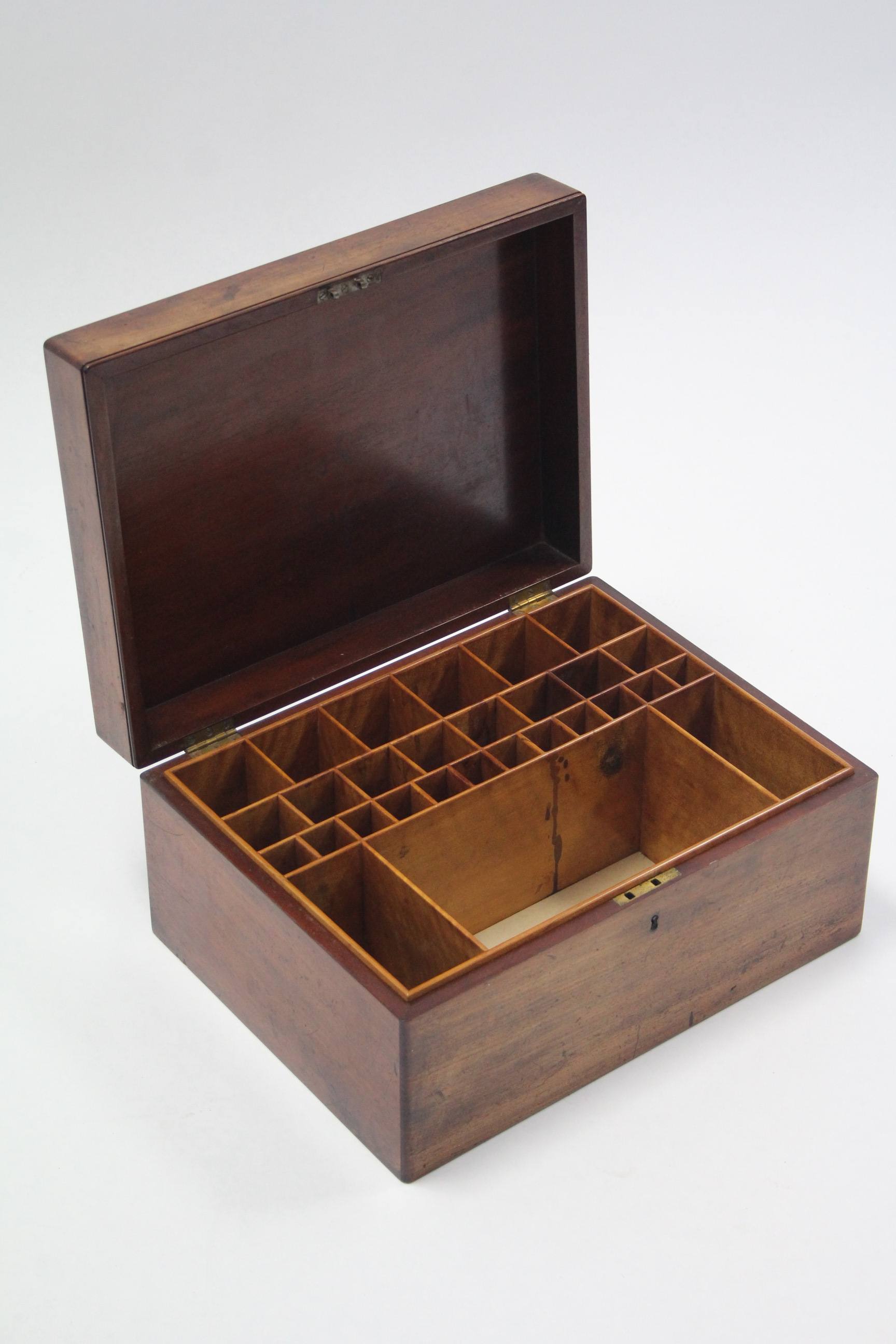 A late 19th/early 20th century mahogany apothecary’s box with fitted interior enclosed by hinged - Image 2 of 3