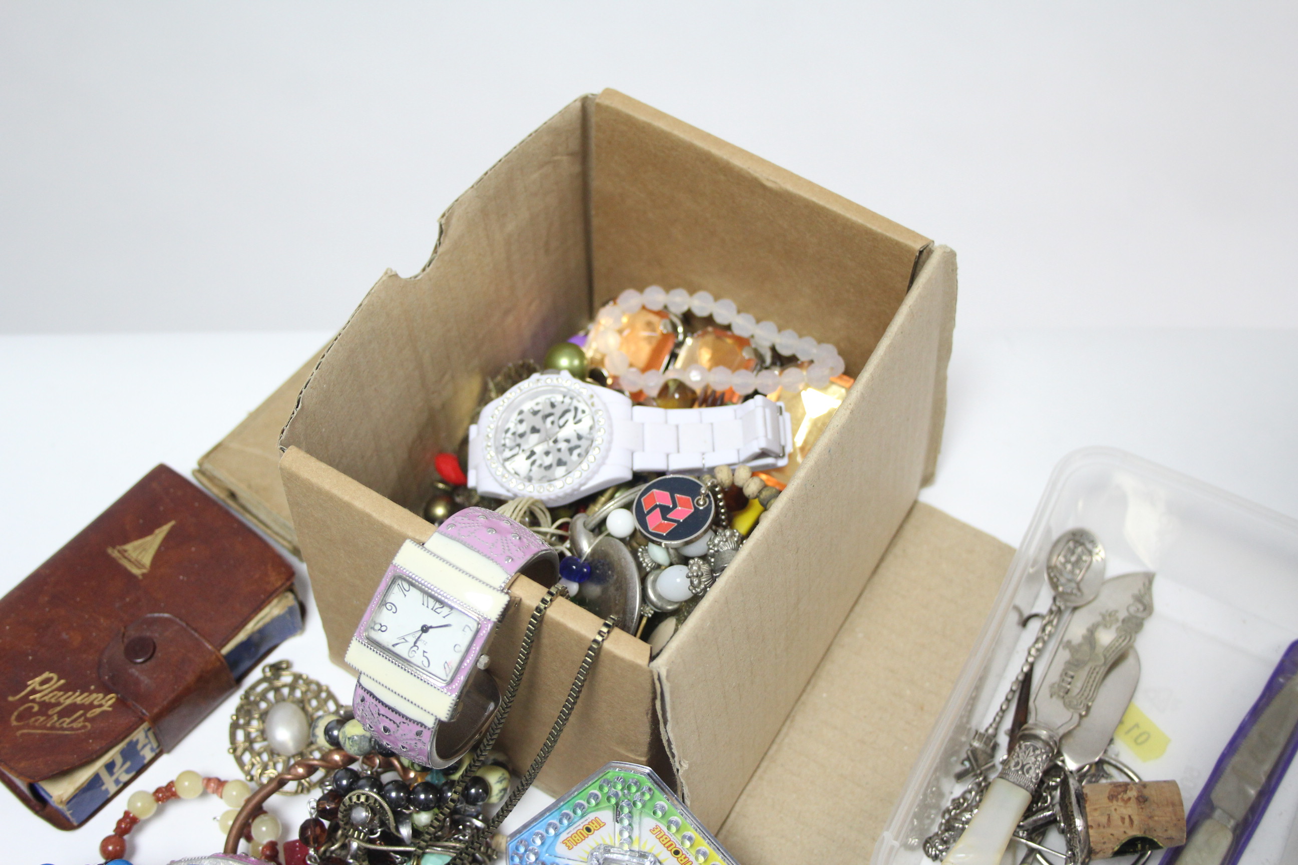 Various items of costume jewellery; various British & foreign coins; & sundry other items; - Image 3 of 3