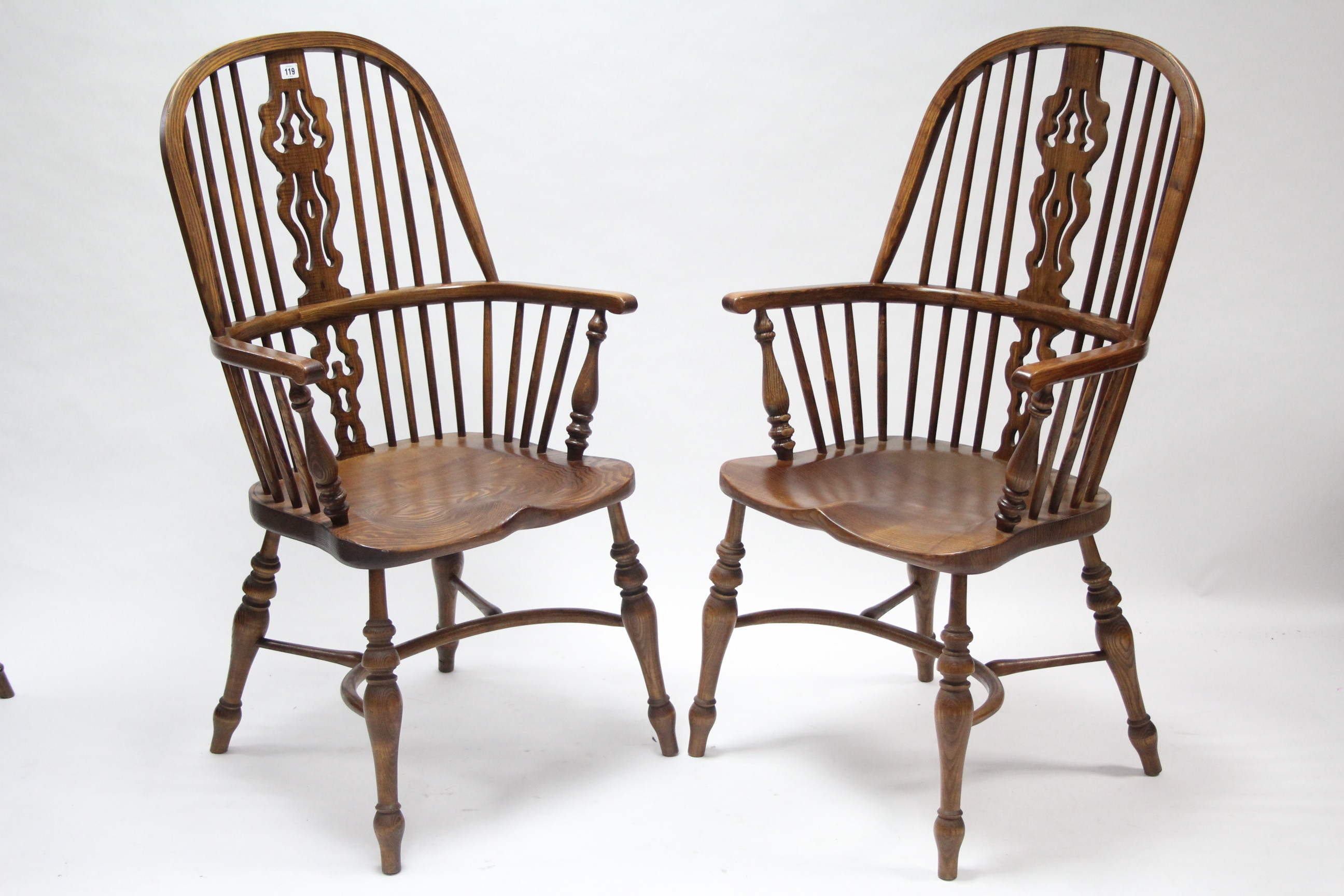 GOOD QUALITY SET OF SIX 19th CENTURY WINDSOR-STYLE DINING CHAIRS (including a pair of carvers), with - Image 4 of 7