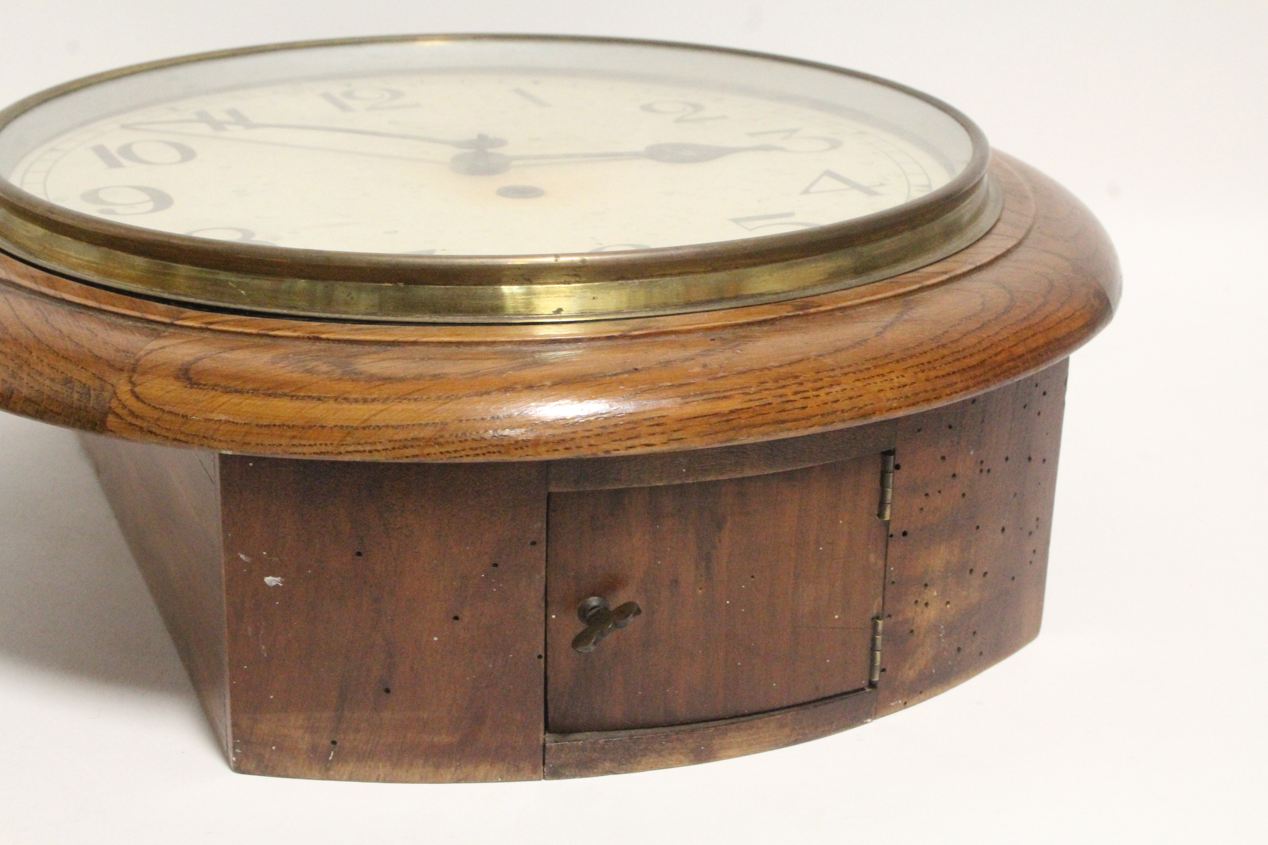 A late 19th/early 20th century wall timepiece with Arabic numerals to the 12" white painted dial, in - Image 3 of 3