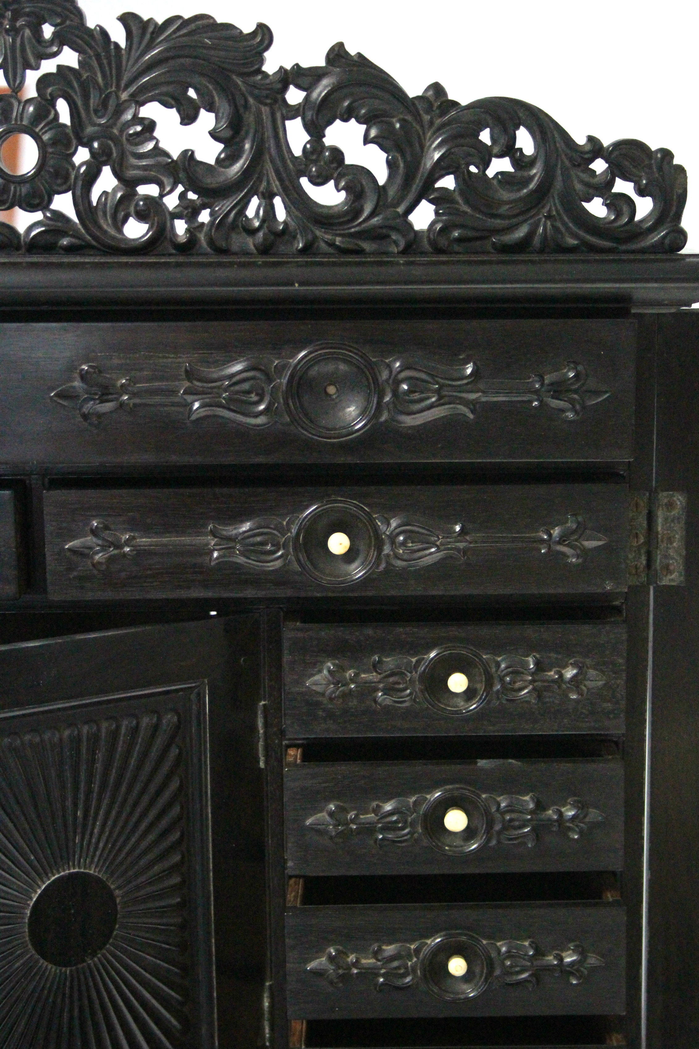 A 19th century INDO-PORTUGUESE COROMANDEL TABLE CABINET in the 17th century style, fitted fifteen - Image 7 of 7