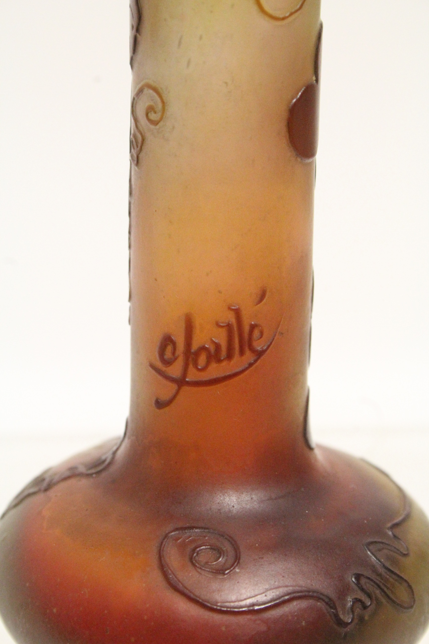 A Gallé cameo glass small vase with squat round body & tall narrow neck, decorated with fruiting - Image 4 of 6