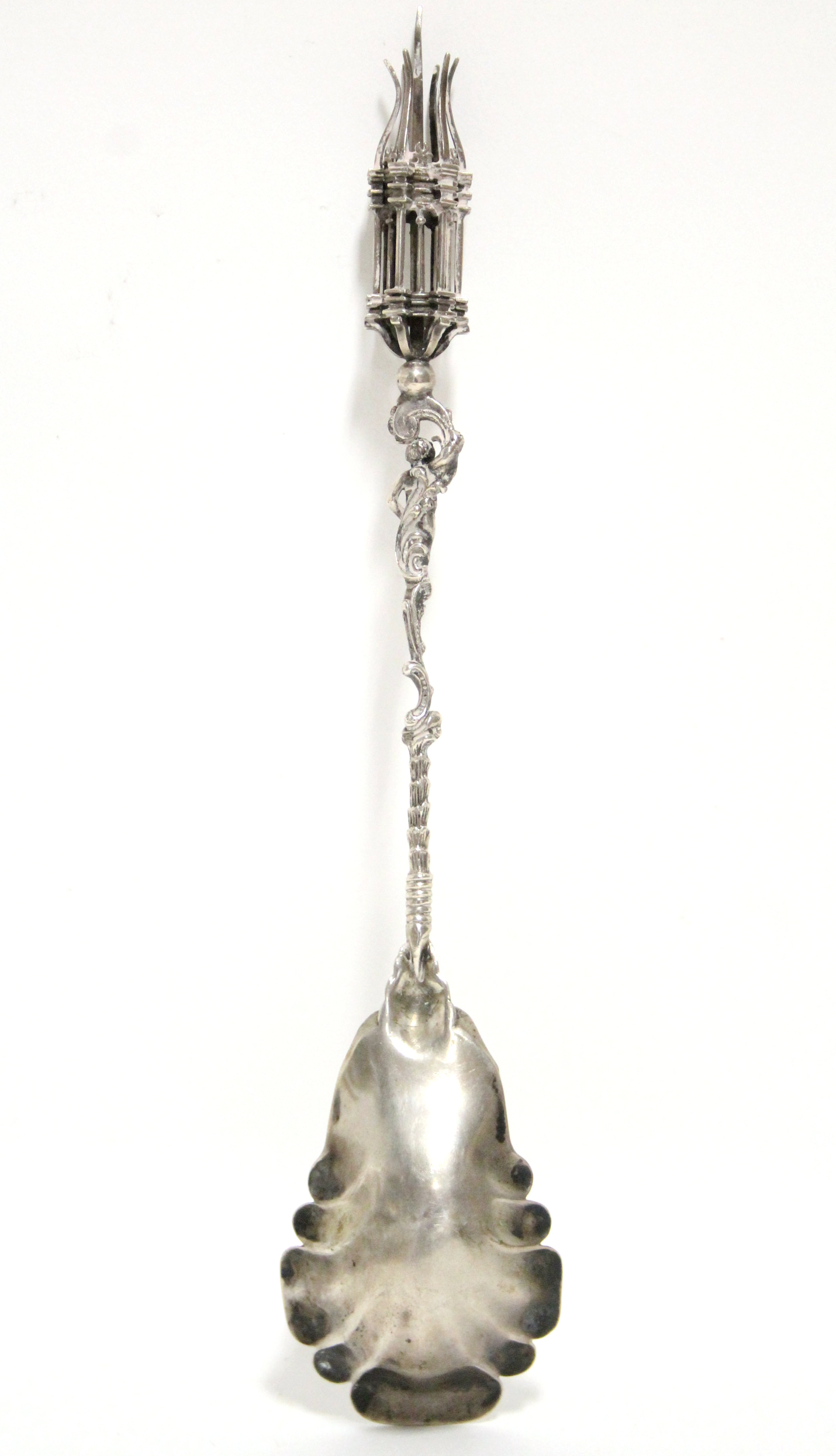 A continental service spoon with lobed oval bowl, a putto figure to the long rococo stem, a - Image 2 of 4