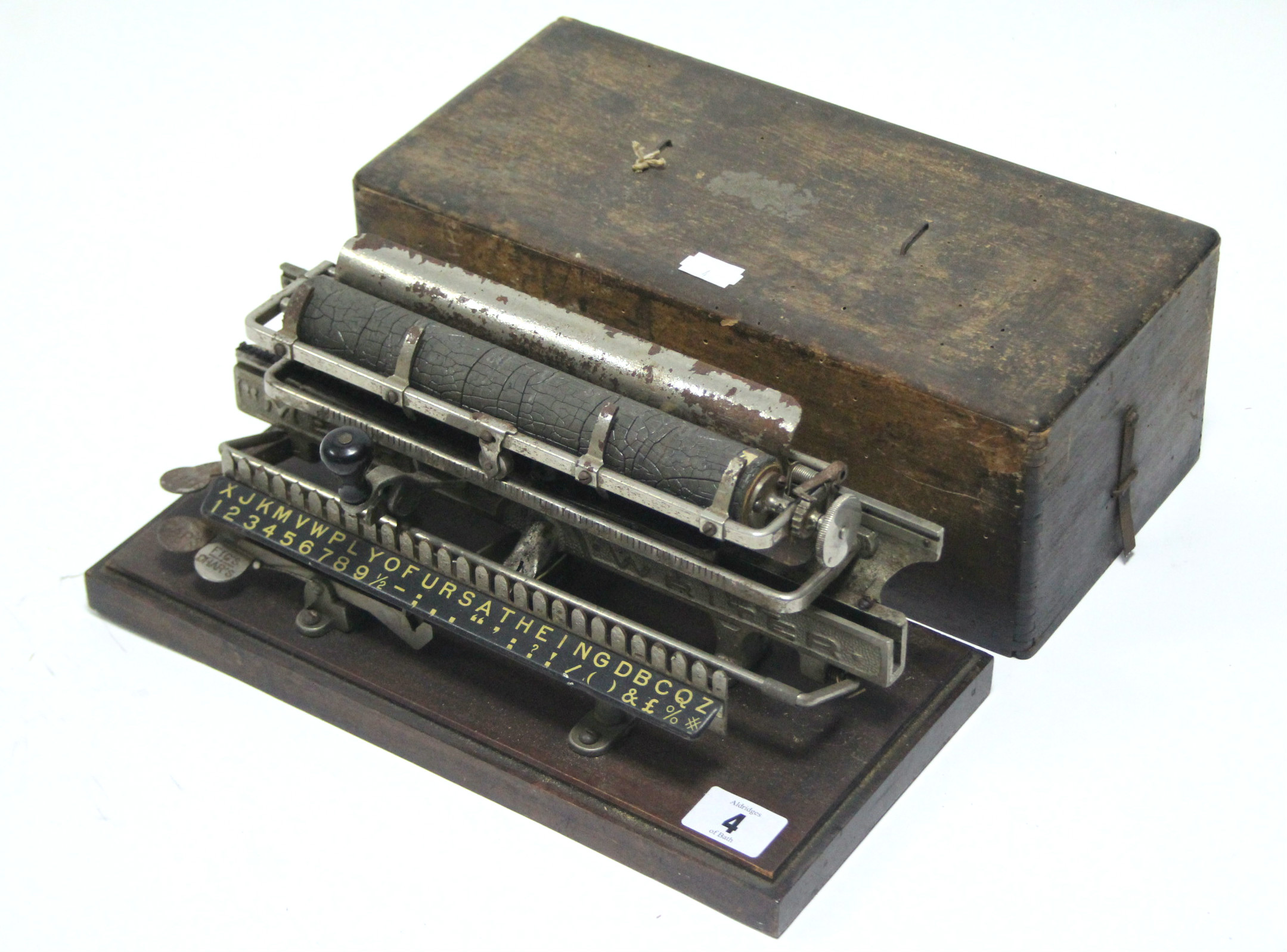 A LATE 19th CENTURY AMERICAN “MERRITT” TYPEWRITER, with case