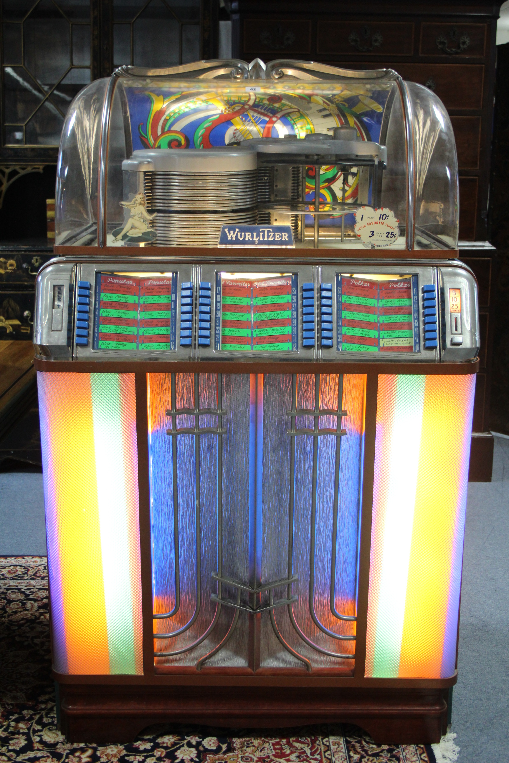 A WURLITZER “MULTI-SELECTOR PHONOGRAPH” JUKEBOX, model No. 1450 (American model), circa 1951,