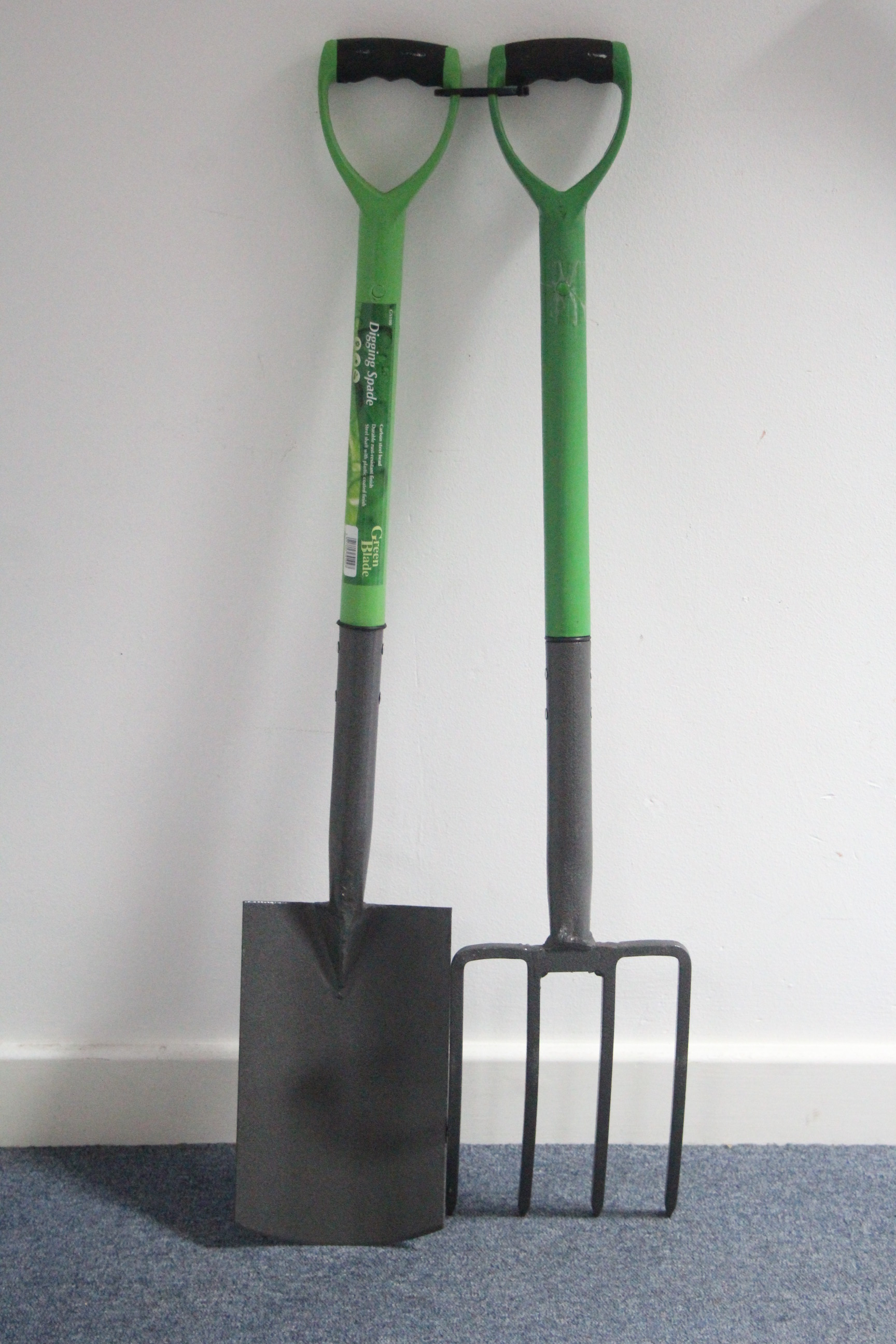 A Green Blade carbon steel digging fork & spade. - Image 2 of 2