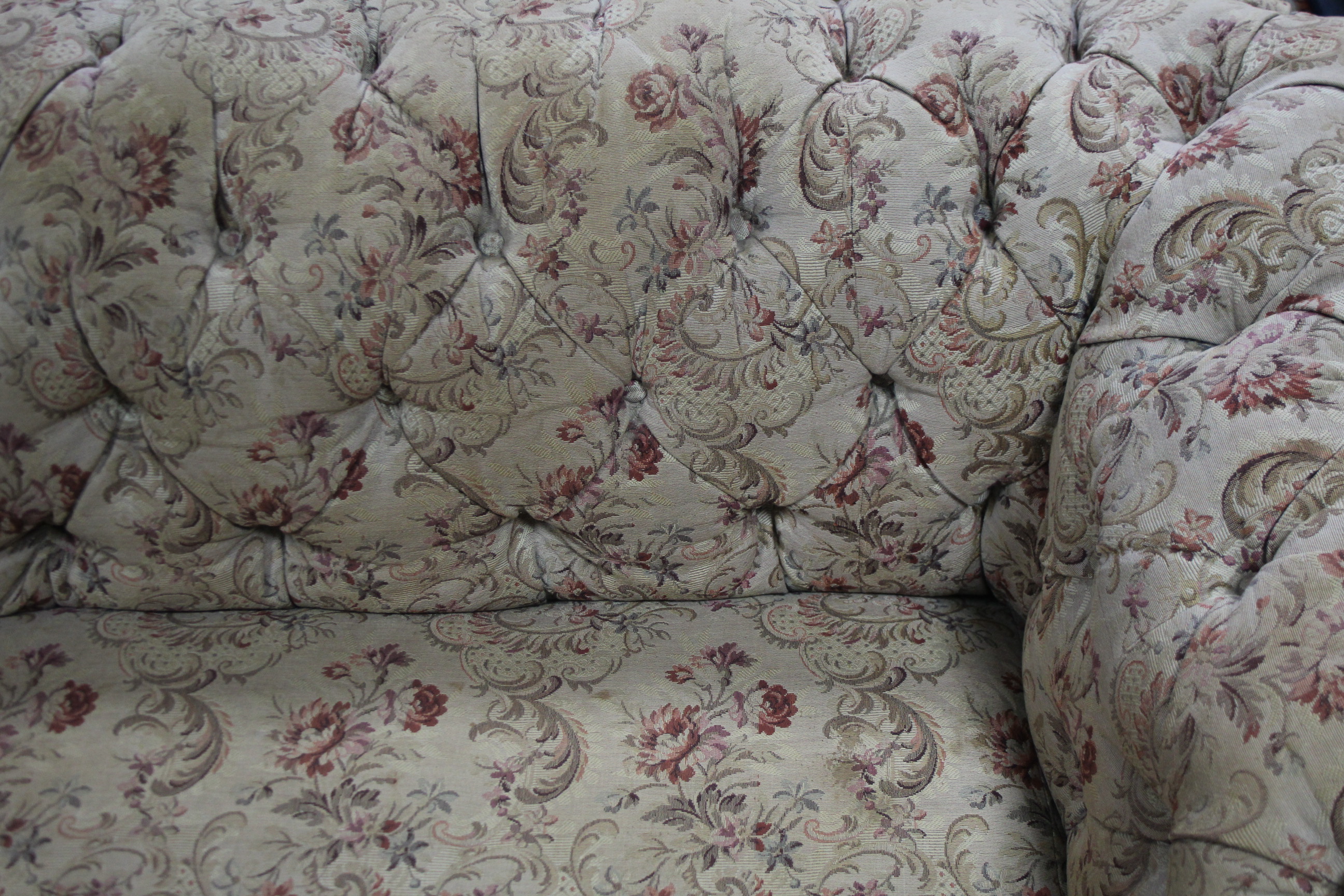 A Victorian buttoned chesterfield three-seater settee upholstered multi-coloured floral - Image 2 of 3