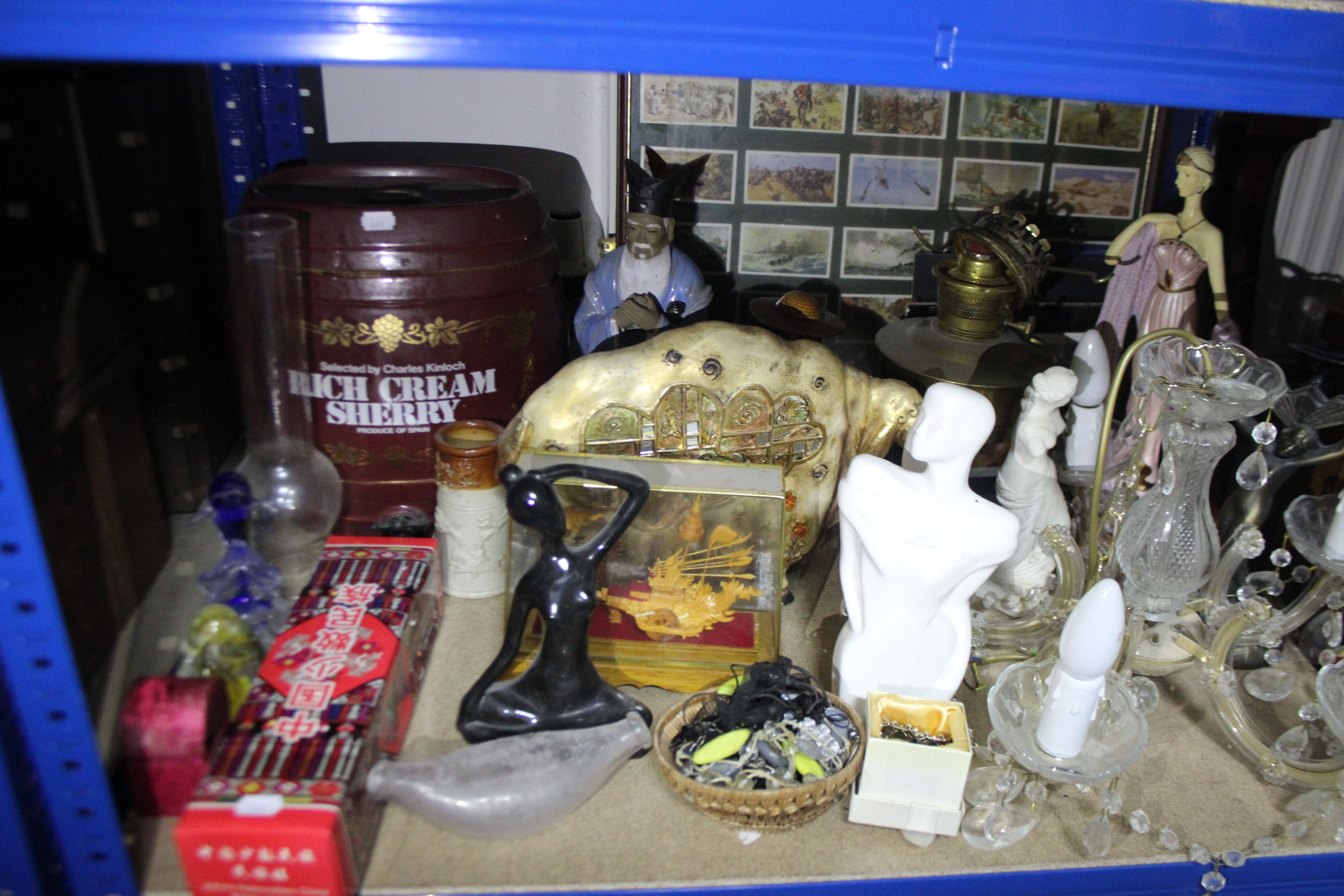 Various items of decorative china, pottery, glassware, etc., part w.a.f.