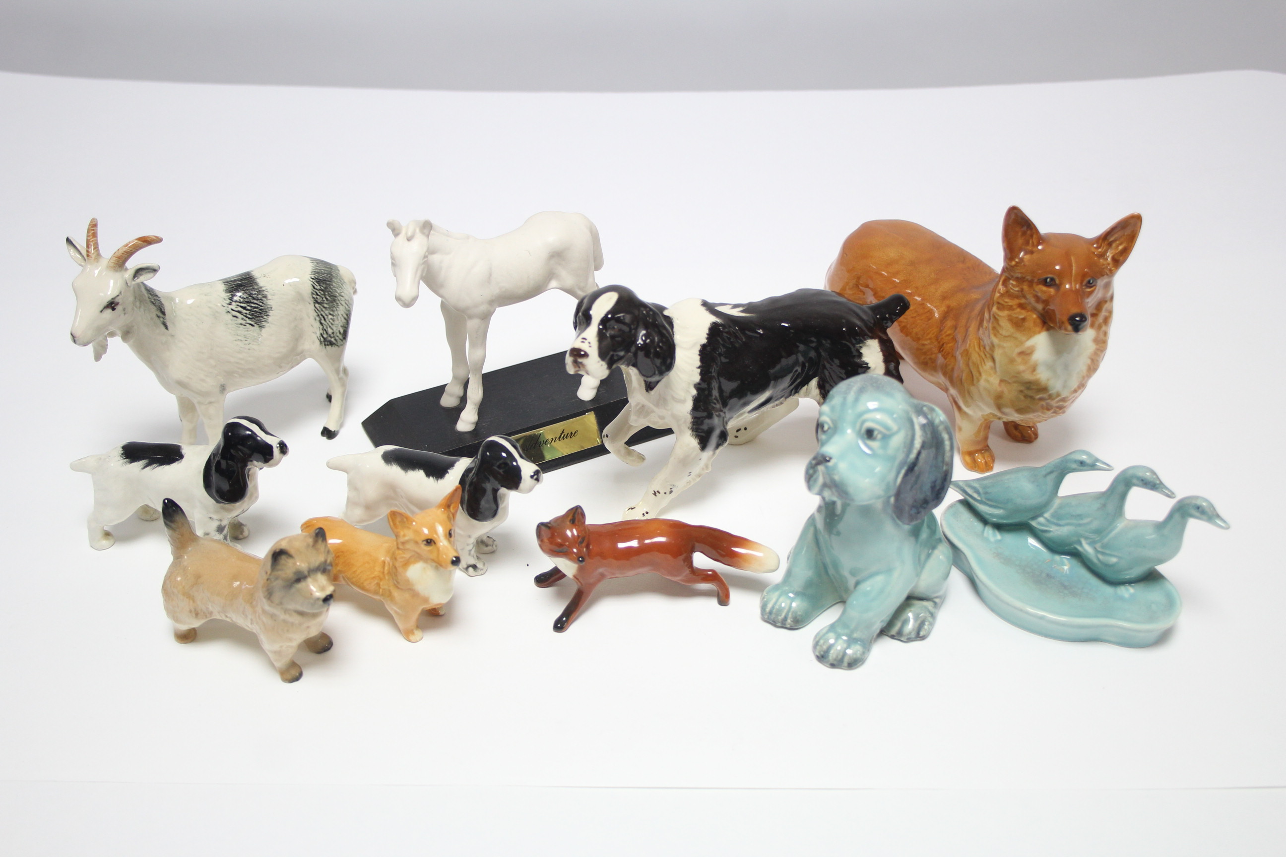 Eleven various Beswick animal ornaments.