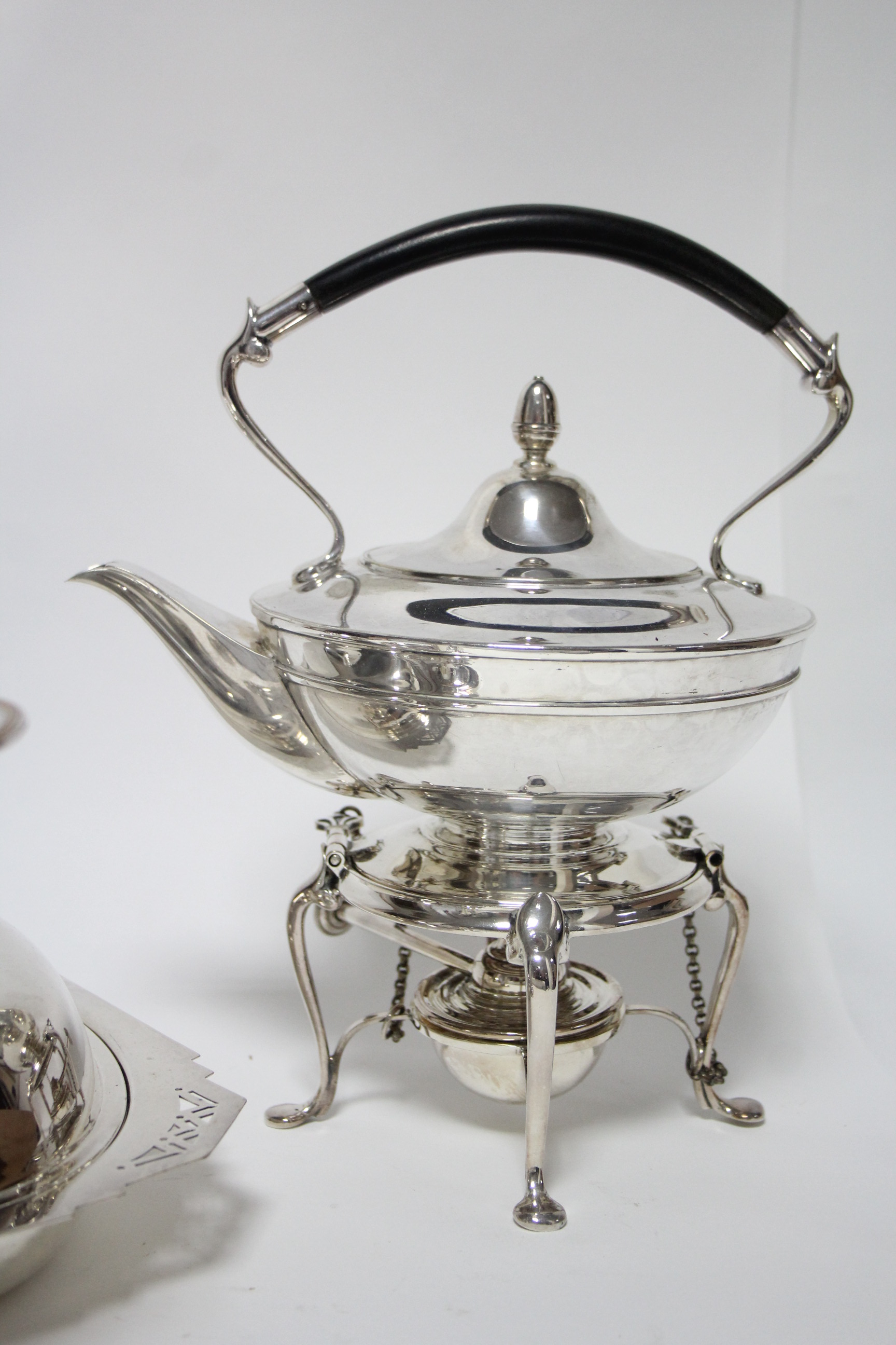 An Edwardian hemispherical tea kettle on spirit-burner stand; a small comport & matching dish; an - Image 2 of 3