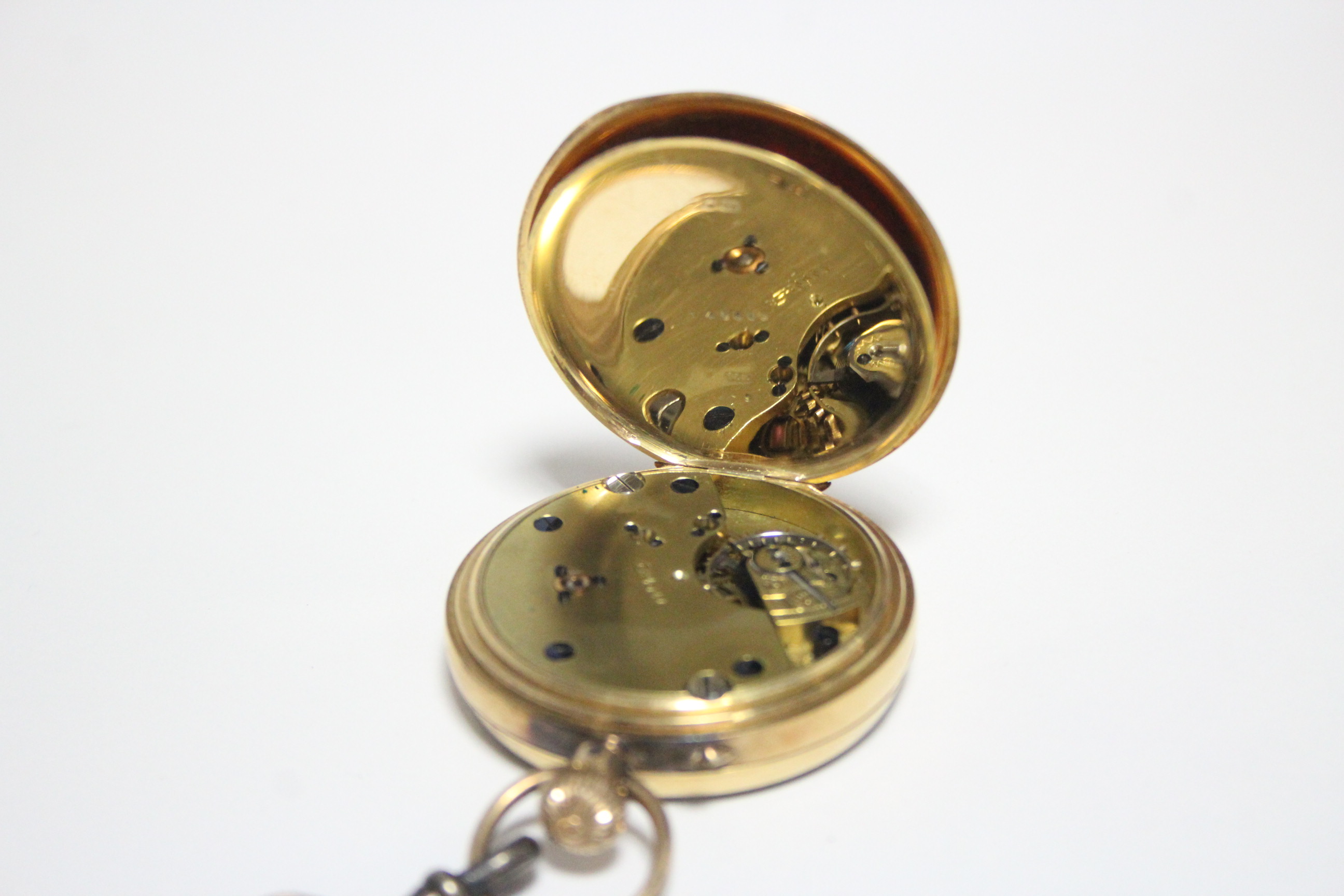 An Edwardian 18ct. gold gent’s open-face pocket watch, the white enamel dial with black roman - Image 2 of 3