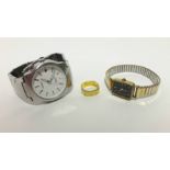 A Seiko Kinetic 100m gent’s wristwatch in stainless steel case; & a Bulova quartz ladies’ wristwatch